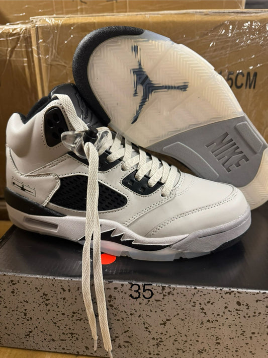 J5 tennis shoes