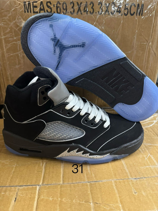 J5 tennis shoes